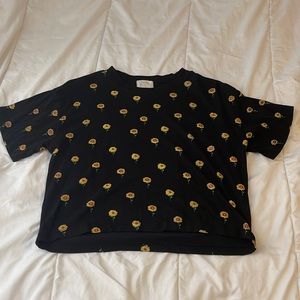 Sunflower cropped tshirt